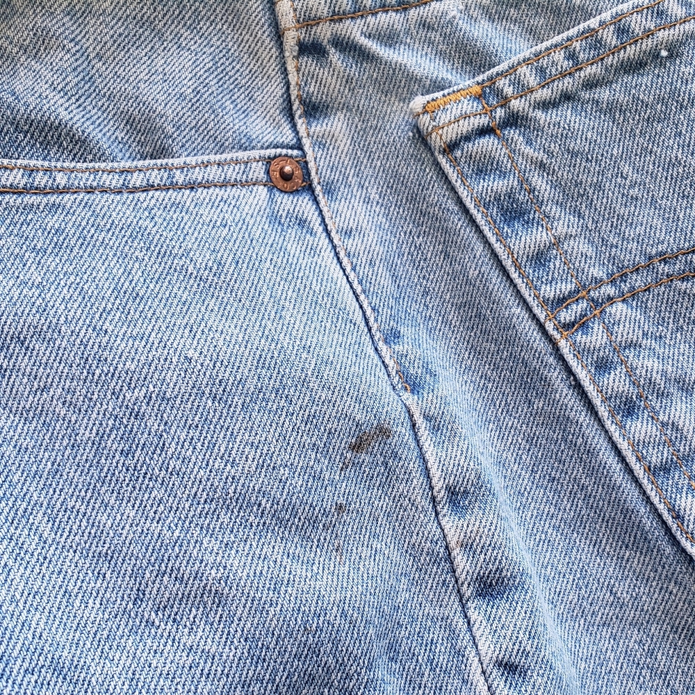 '94 Vintage High Rise Levi's 550 Light Wash - Picture 8 of 8